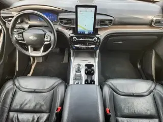 Ford Explorer 2022 AWD Platinum 4dr SUV