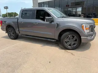 Ford F-150 2023 4x2 XL 4dr SuperCrew 5.5 ft. SB
