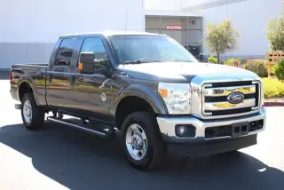 Ford F-250 Super Duty 2016 4x4 XLT 4dr Crew Cab 6.8 ft. SB Pickup