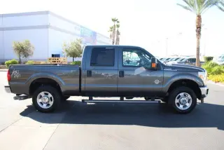 Ford F-250 Super Duty 2016 4x4 XLT 4dr Crew Cab 6.8 ft. SB Pickup