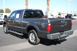 Ford F-250 Super Duty 2016 4x4 XLT 4dr Crew Cab 6.8 ft. SB Pickup