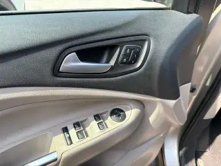 Ford Escape 2018 Titanium 4dr SUV