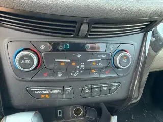 Ford Escape 2018 Titanium 4dr SUV