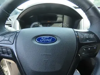 Ford Explorer 2018 XLT 4dr SUV