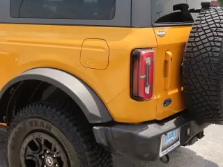 Ford Bronco 2021 4x4 First Edition Advanced 2dr SUV