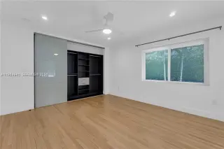 Propiedad en alquiler con 3 habitaciones y 2.5 baños en Miami Shores