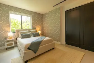 Propiedad en alquiler con 3 habitaciones y 4 baños en el Condado de Dade no incorporado