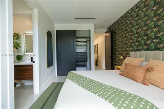 Propiedad en alquiler con 3 habitaciones y 4 baños en el Condado de Dade no incorporado