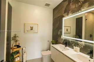 Propiedad en alquiler con 3 habitaciones y 4 baños en el Condado de Dade no incorporado