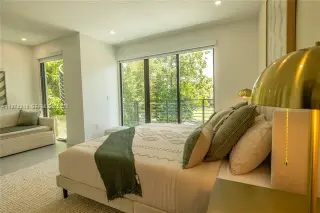 Propiedad en alquiler con 3 habitaciones y 4 baños en el Condado de Dade no incorporado