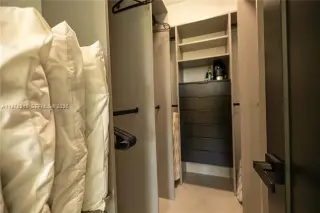 Propiedad en alquiler con 3 habitaciones y 4 baños en el Condado de Dade no incorporado