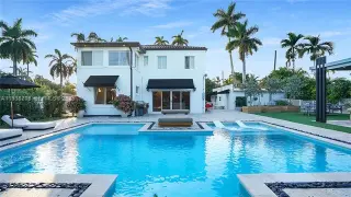 Propiedad en alquiler con 4 habitaciones y 4 baños en Miami