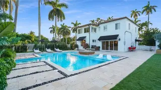 Propiedad en alquiler con 4 habitaciones y 4 baños en Miami