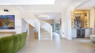 Propiedad en alquiler con 4 habitaciones y 4 baños en Miami