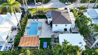 Propiedad en alquiler con 4 habitaciones y 4 baños en Miami