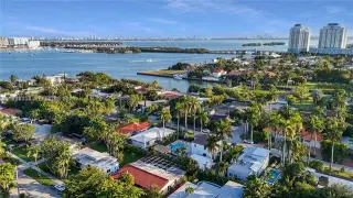 Propiedad en alquiler con 4 habitaciones y 4 baños en Miami