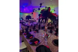 SALÓN EN HOLLYWOOD