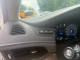 2018 CADILLAC Escalade