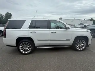 2018 CADILLAC Escalade