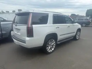 2018 CADILLAC Escalade