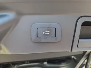 2026 Land Rover Range Rover Velar