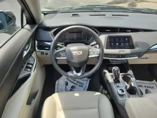 2023 CADILLAC XT4