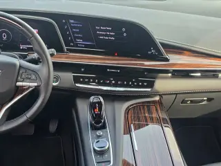 2024 CADILLAC Escalade