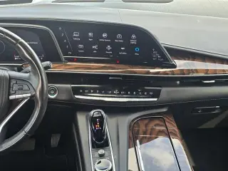 2021 CADILLAC Escalade ESV