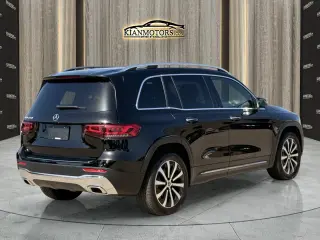 2023 Mercedes-Benz GLB 250