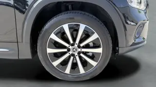 2023 Mercedes-Benz GLB 250