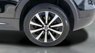 2023 Mercedes-Benz GLB 250