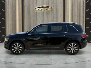 2023 Mercedes-Benz GLB 250