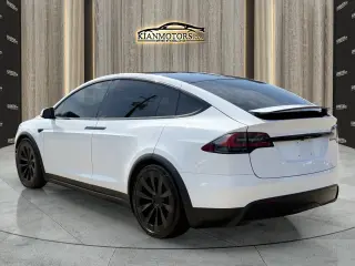 2022 Tesla Model X