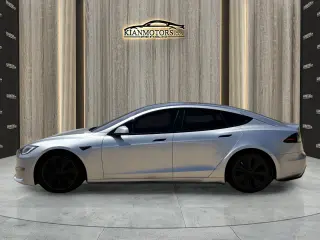 2025 Tesla Model S