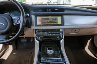 2016 Jaguar XF