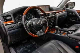 2019 Lexus LX 570