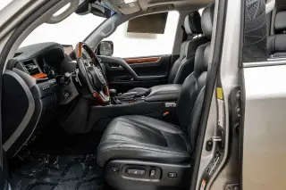 2019 Lexus LX 570