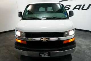 2016 Chevrolet Express Passenger LT