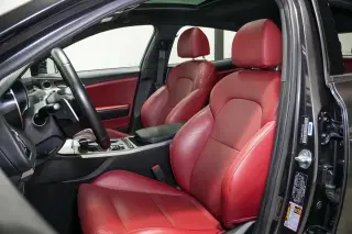 2022 Kia Stinger GT1