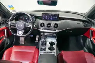 2022 Kia Stinger GT1