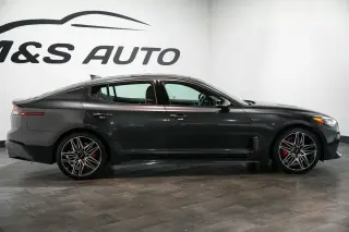 2022 Kia Stinger GT1