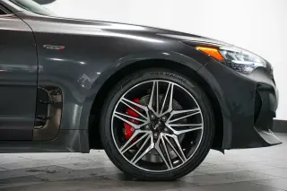 2022 Kia Stinger GT1