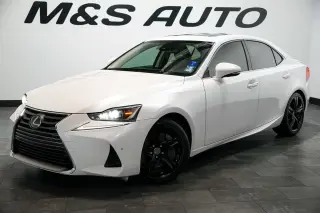 2017 Lexus IS Turbo