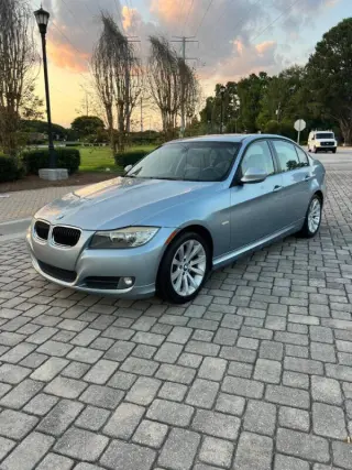 2011 BMW 3 Series