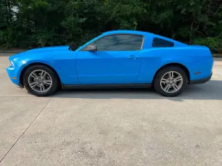 2011 Ford Mustang V6 Premium
