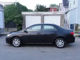2009 Toyota Corolla LE
