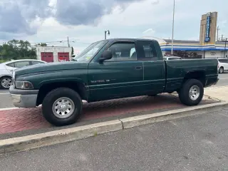 2001 Dodge Ram 1500 SLT