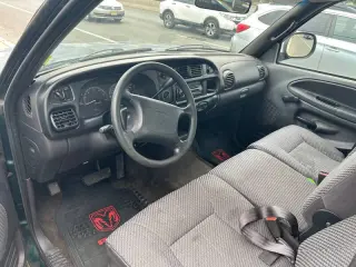 2001 Dodge Ram 1500 SLT