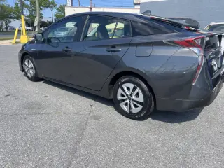 2017 Toyota Prius Two