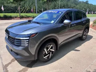 2025 Nissan Kicks